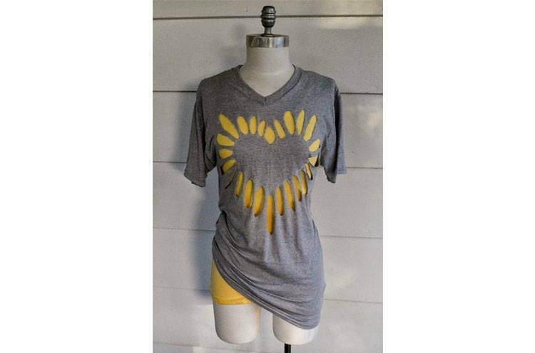 Diy T Shirt Ideas And Easy Projects How To Refashion And Embellish Tees