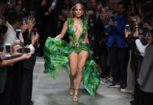 Jennifer Lopez in green dress