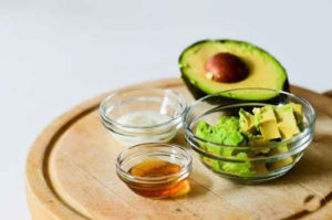 avocado honey mask for dry skin