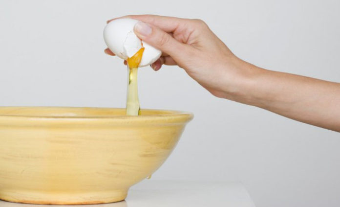 benefits of eggs for hair, egg mask for hair growth and thickness