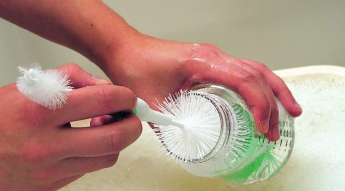 how to clean baby bottles