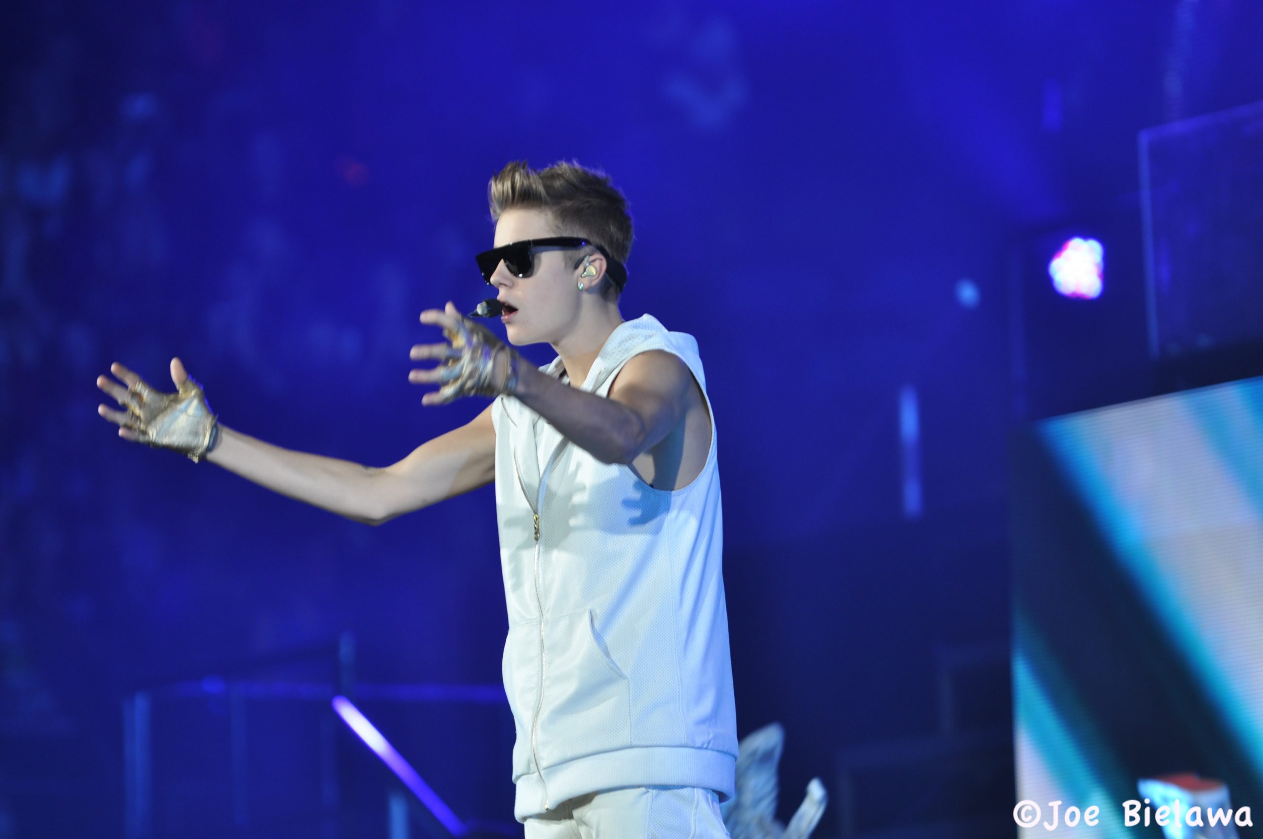 All About Justin Bieber; Age, Height, Birthday, Net Worth ...