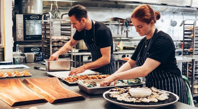 how to hire a chef