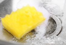How to clean a sponge