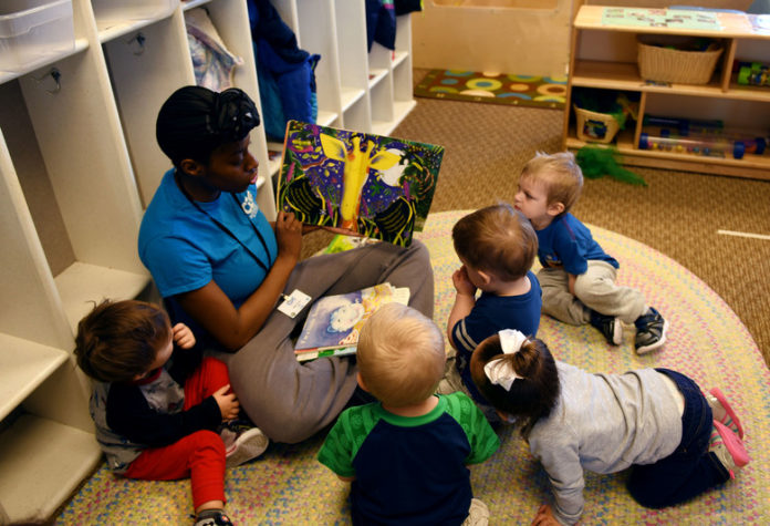 How to Introduce Toddlers and Babies to Books