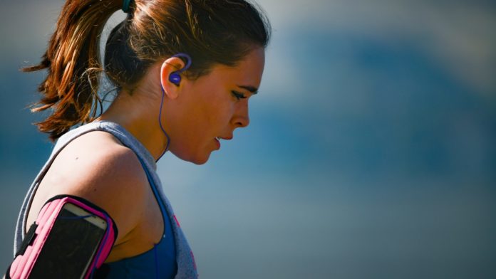 8 Best MP3 and Music Players for Exercisers