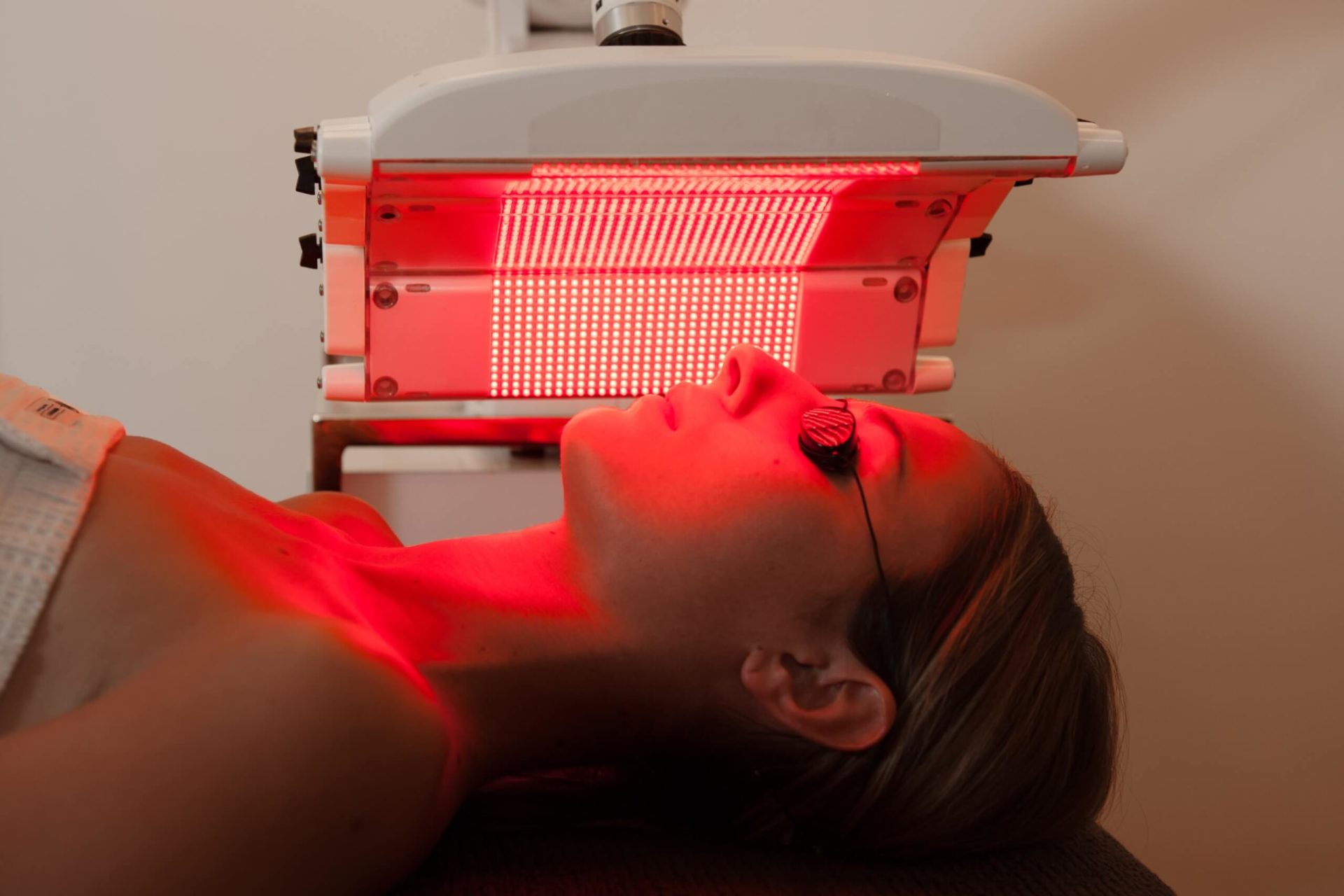 red light therapy travel size