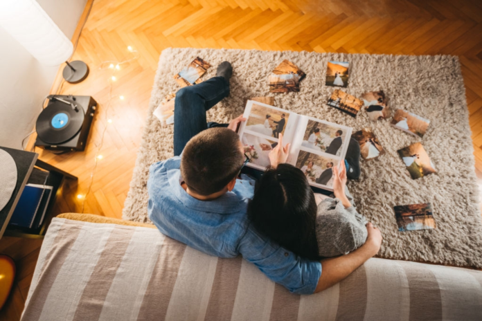 learn to make a wedding album