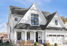 modern farmhouse exterior