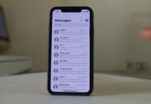 Moon Next To me in iOS