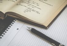 homework spelled backwards