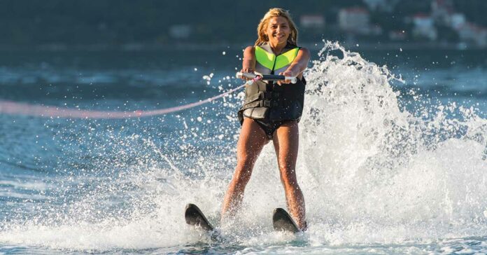 Which is a Recommended Water Skiing Safety Practice?