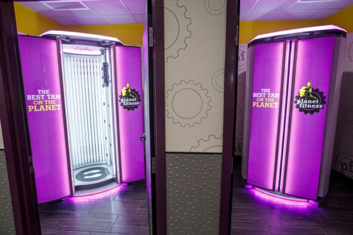 use tanning beds at Planet Fitness