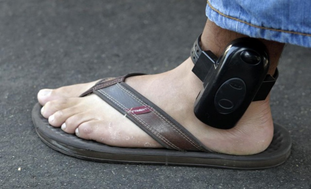 How to trick a GPS ankle monitor