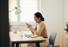 How to Become a Famous Author in BitLife