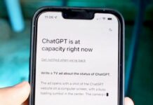 chat gpt at capacity