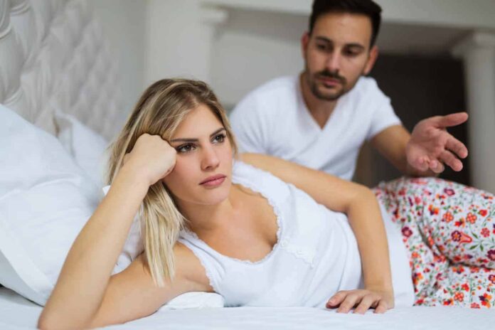 7 SIGNS A WOMAN HAS NOT MADE LOVE FOR A LONG TIME 