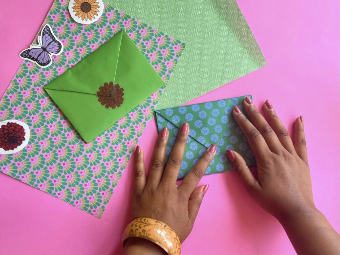 how to make a paper envelope